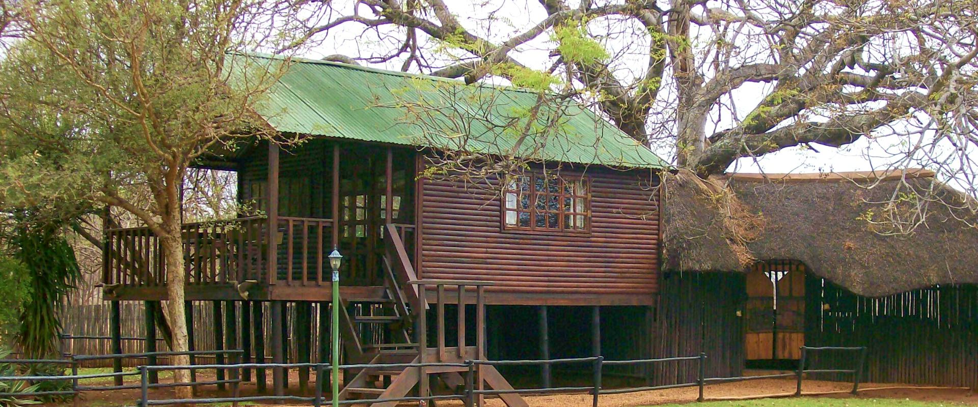 Bush Cabins & Tents at Zulani Safaris