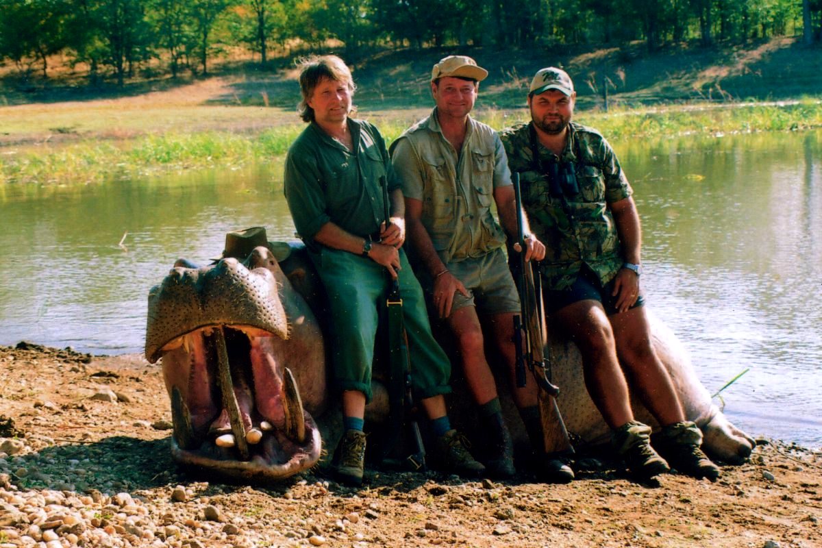 Hippopotamus hunt in Africa